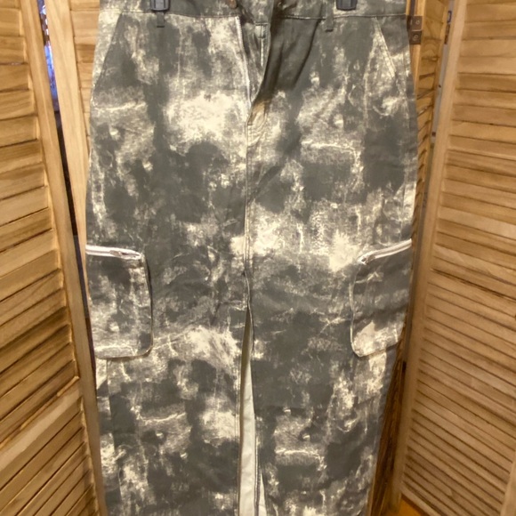 SHEIN SXY Ladies Tie Dye Split Front Denim Skirt With Functional Pockets - Picture 10 of 13